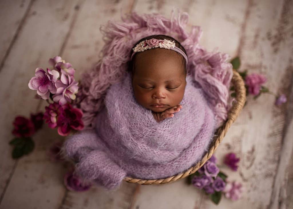 newborn photography atlanta, baby shower gift for friend, best gift for pregnant friend, newborn portraits, marietta newborn photographer, dallas ga newborn photos