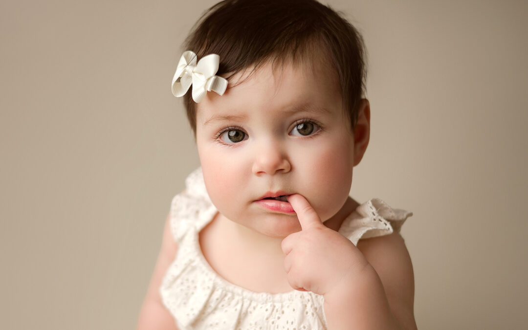 8 month photoshoot | Lincoln NE Photographers