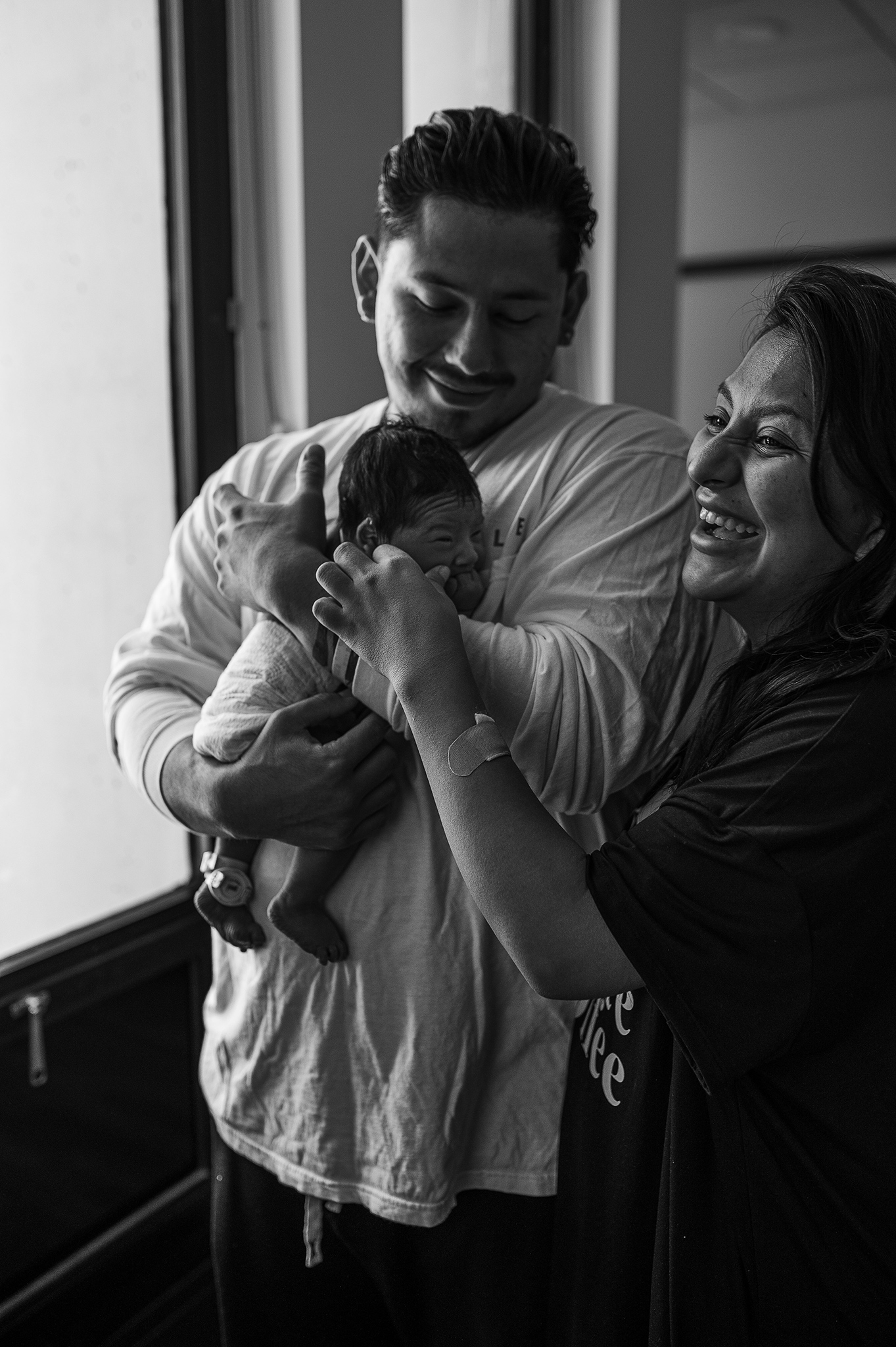 birth photography lincoln nebraska, hospital photographer, fresh 48 photoshoot, bryan east labor and delivery