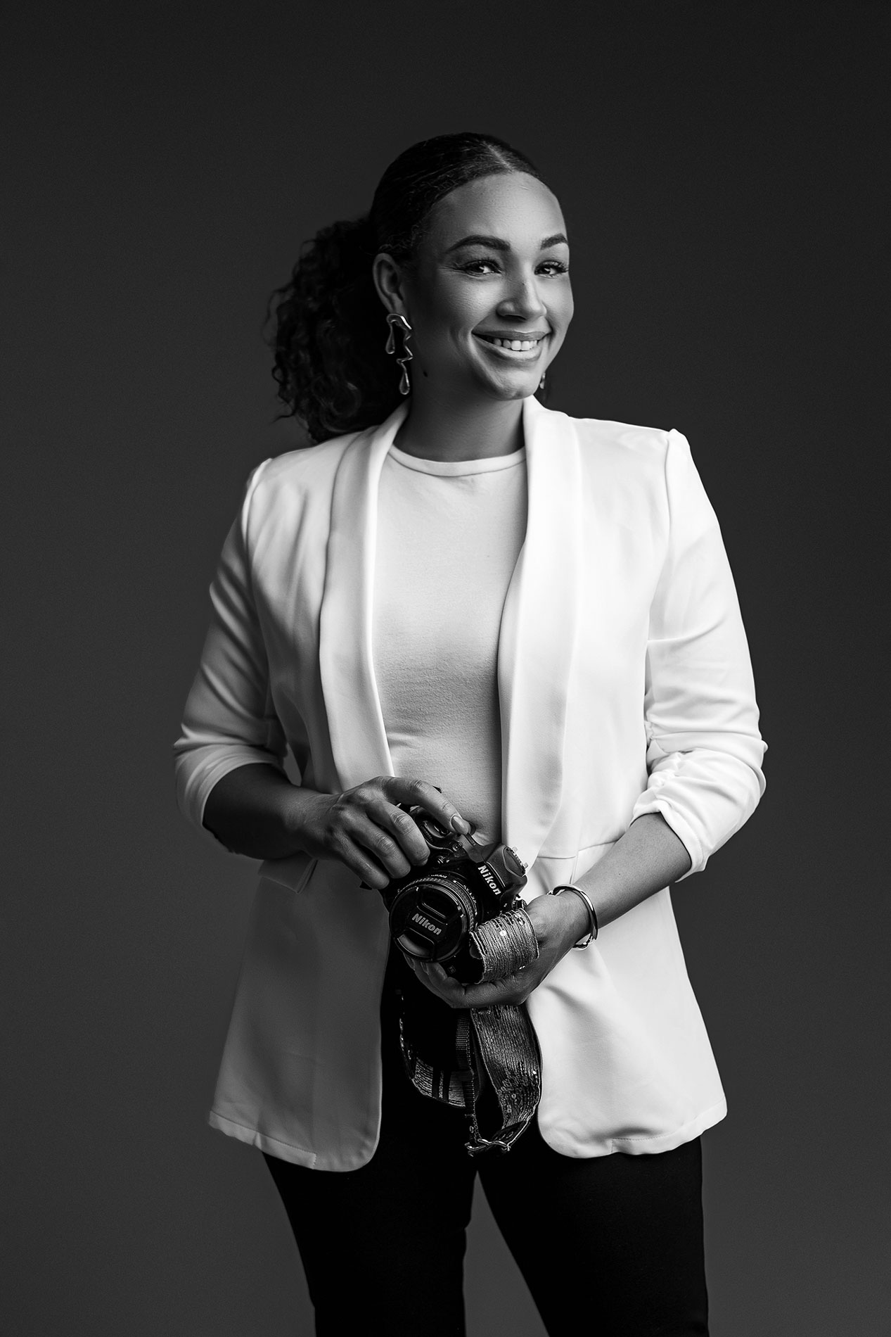 BFP_9552 brenaya faye photography, omaha photographer, lincoln photographer, nebraska studio photographer headshot