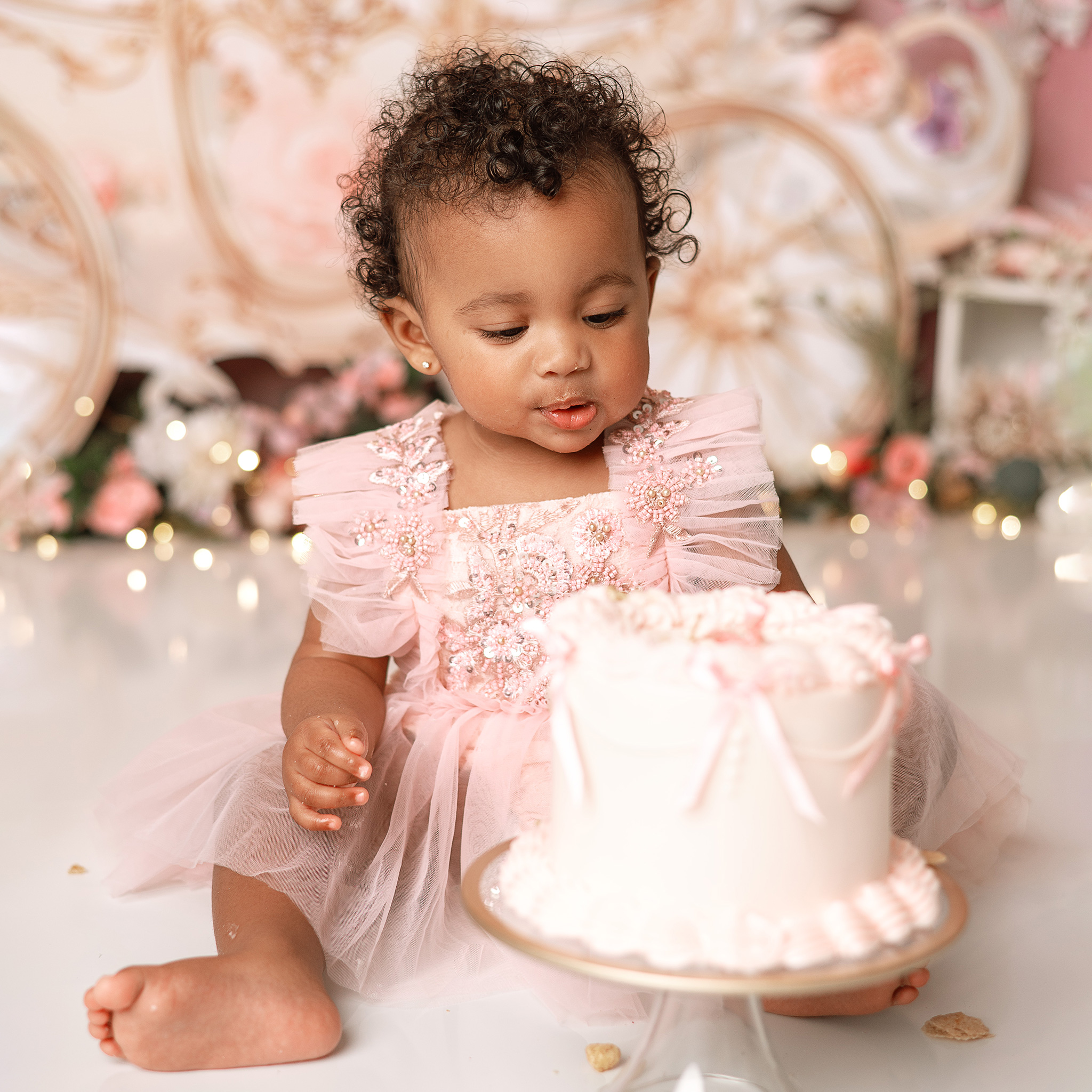 princess cake smash theme, princess birthday, birthday photographer, first birthday photos. nebraska baby photographer